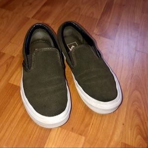 vans authentic olive green
